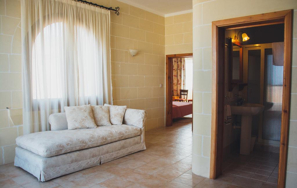 Ghammar Villa Al Faro B&B الغرفة الصورة